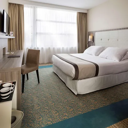 Golden Tulip Aix Les Bains - & 4* エクスレバン