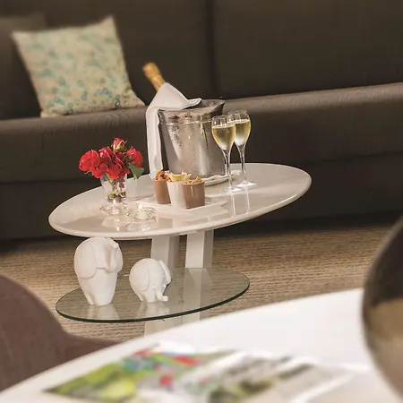 Golden Tulip Aix Les Bains - & Hotel Aix-les-Bains