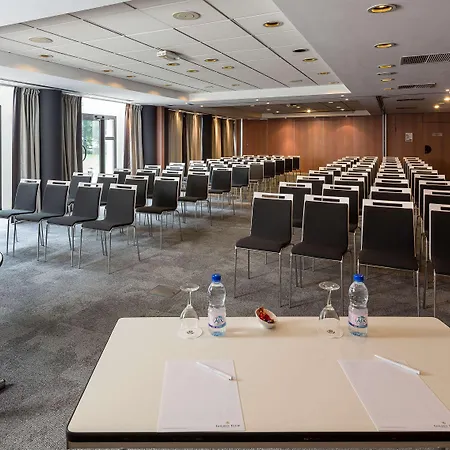 Golden Tulip Aix Les Bains - & Hotel Aix-les-Bains