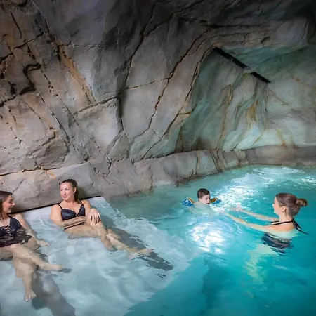 Golden Tulip Aix Les Bains - & ホテル