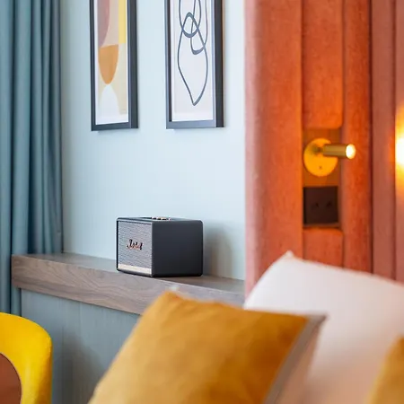 Golden Tulip Aix Les Bains - & Hotel 4*