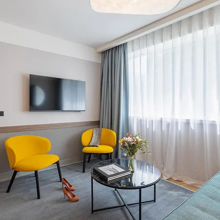 Golden Tulip Aix Les Bains - & Aix-les-Bains