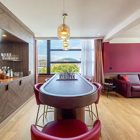 Golden Tulip Aix Les Bains - & ホテル 4*