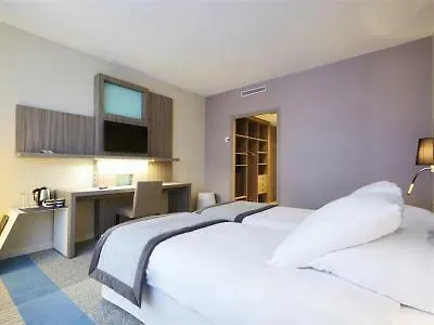 Golden Tulip Aix Les Bains - &