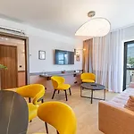 Le Riviera - Restaurant & - Ex Golden Tulip Aix Les Bains Otel