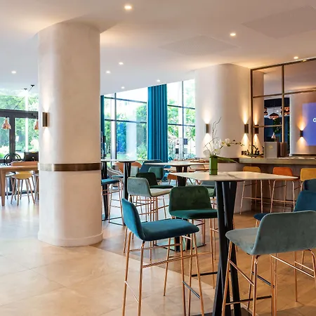 Le Riviera - Restaurant & - Ex Golden Tulip Aix Les Bains 4* Aix-les-Bains