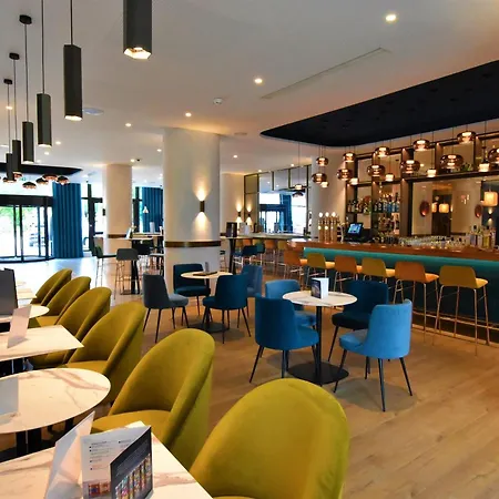 Le Riviera - Restaurant & - Ex Golden Tulip Aix Les Bains Hotell 4*