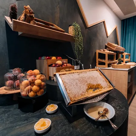 Le Riviera - Restaurant & - Ex Golden Tulip Aix Les Bains Hotell