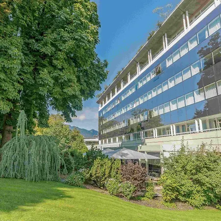 Le Riviera - Restaurant & - Ex Golden Tulip Aix Les Bains 4*