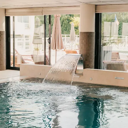 Le Riviera - Restaurant & - Ex Golden Tulip Aix Les Bains Hotell Aix-les-Bains