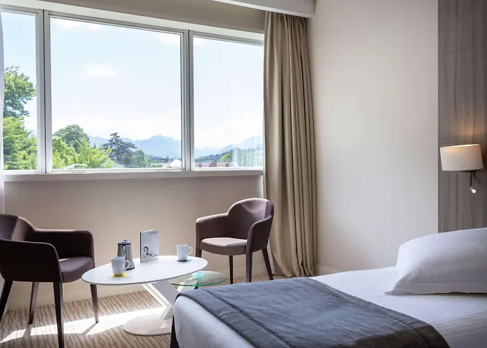 Le Riviera - Restaurant & - Ex Golden Tulip Aix Les Bains 4* Aix-les-Bains