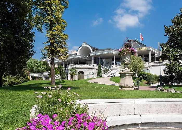 Le Riviera - Restaurant & - Ex Golden Tulip Aix Les Bains Hotel Aix-les-Bains