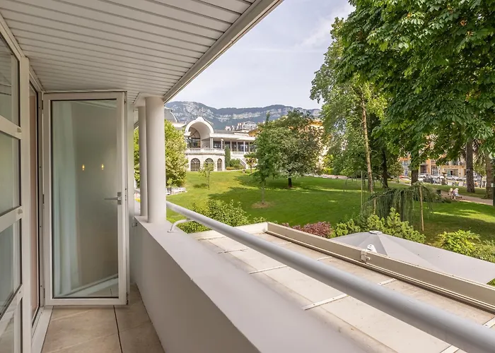 Hotel Le Riviera - Restaurant & - Ex Golden Tulip Aix Les Bains