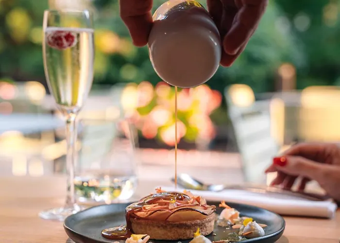 Le Riviera - Restaurant & - Ex Golden Tulip Aix Les Bains 4*