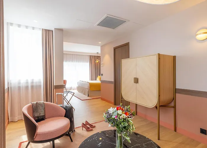 Hotel Le Riviera - Restaurant & - Ex Golden Tulip Aix Les Bains