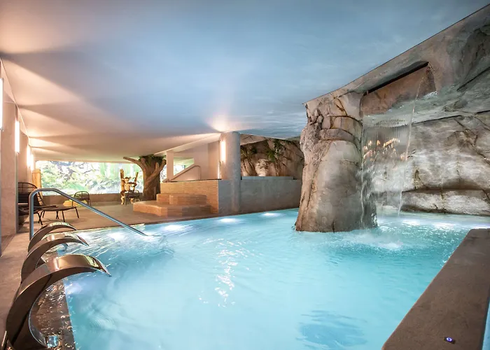 Hotel Le Riviera - Restaurant & - Ex Golden Tulip Aix Les Bains Aix-les-Bains