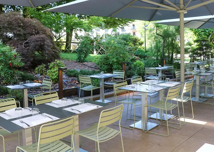 Le Riviera - Restaurant & - Ex Golden Tulip Aix Les Bains