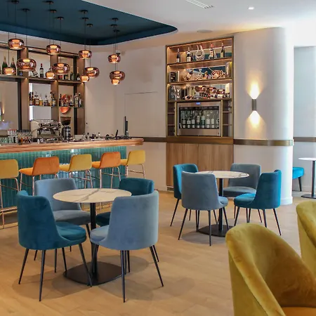 Golden Tulip Aix Les Bains - & 호텔 엑스레뱅